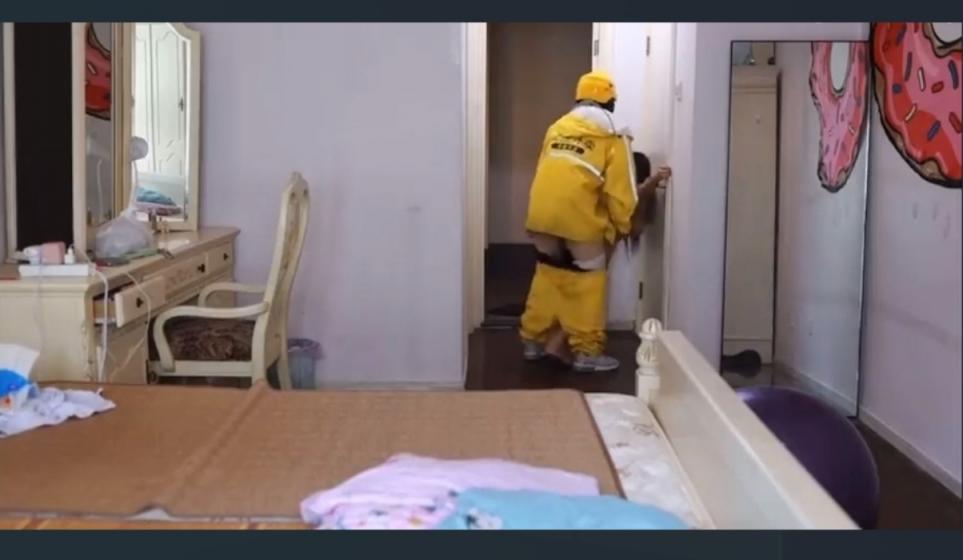 真实Q奸 脱裤就搞 拔屌就跑这个外卖哥哥也是人才