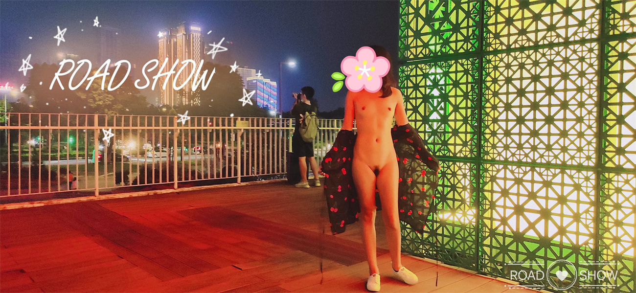 露出女神【RSW-rdshw88】目测是个人妻，各种大胆人前全裸露出，作品虽然不多，但贵在精良！看图说话
