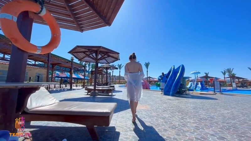 【反差婊女神】美杜莎 寂寞少妇户外旅行露出手淫 野战口爆 被有妇之夫爆肏浪声淫叫 榨汁喷射蜜臀做完还想要[472MB/MP4/28:23]