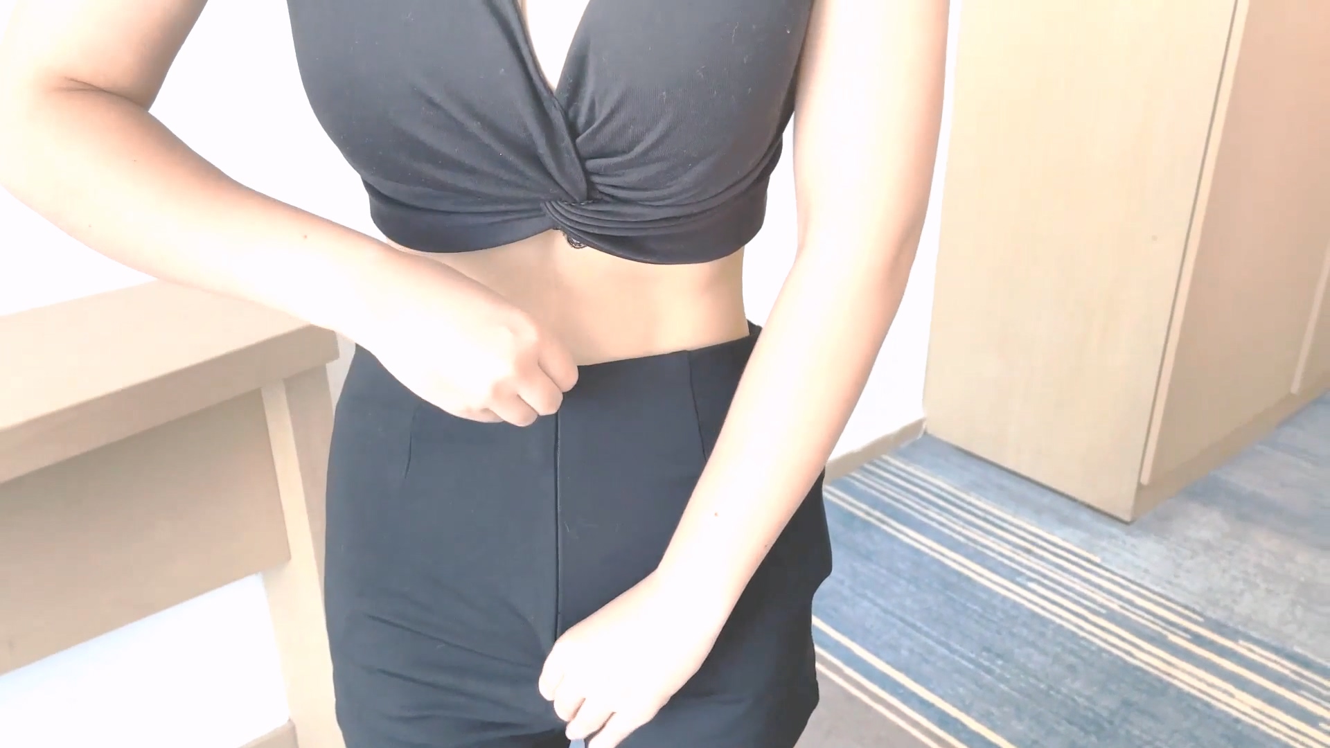 极品炮架性感人妻⚡完美巨乳 肉欲满满！大屌和跳蛋双重刺激，强烈高潮！端庄优雅性感尤物 顶级反差婊[330M/MP4/07:14] - 截图9