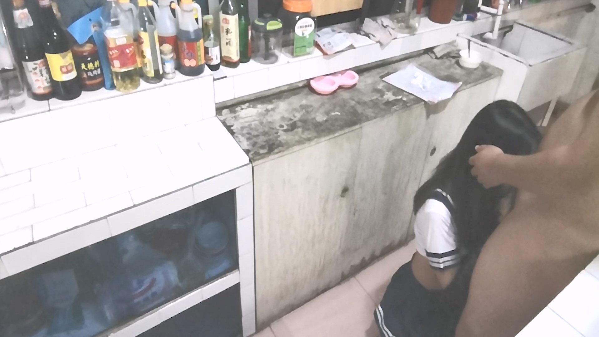 大神包养 超嫩清纯拜金校学妹性感白丝水手服高挑身材厨房扶腰后入!老师同学眼中的学霸 爸爸面前是骚婊小母狗 - 截图9
