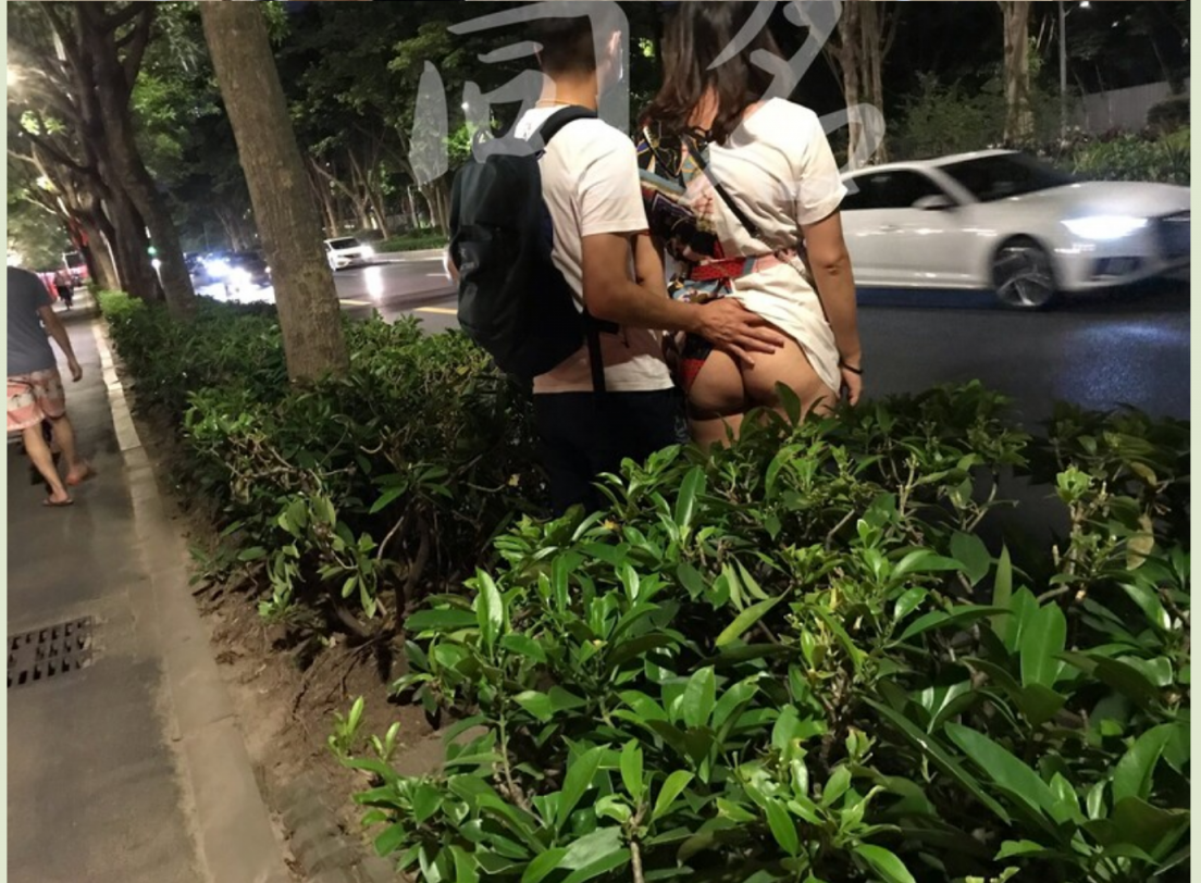 【新片速遞】新作,广州80后夫妻【同名-tongming3388】推特淫荡记录,夫妻交换双,后入女女激情热吻 - 截图8