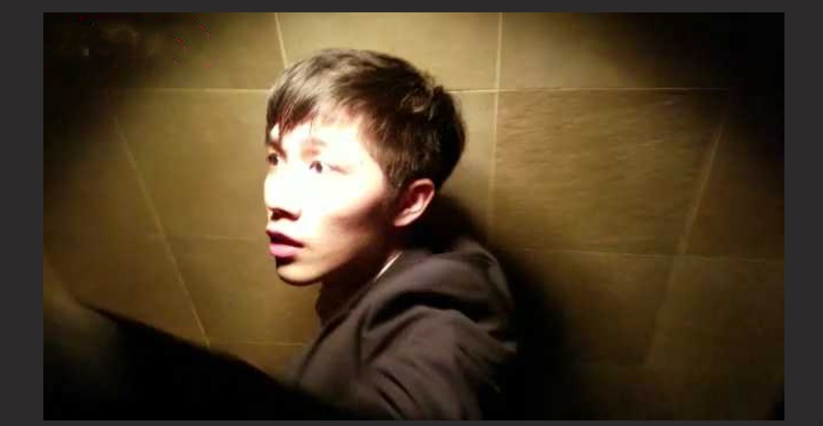 香港兰桂坊酒吧厕所偷拍 激情男女无视场所性爱 视频热度冲上香港热搜榜! - 截图4