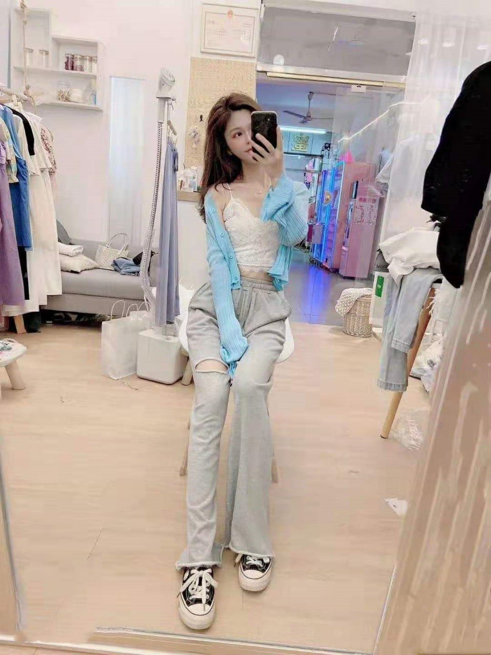 广东省河源 「胡Y梅」 富婆姐姐爱上我 陪富婆姐姐一晚一万块 性爱视频意外流出 - 截图2