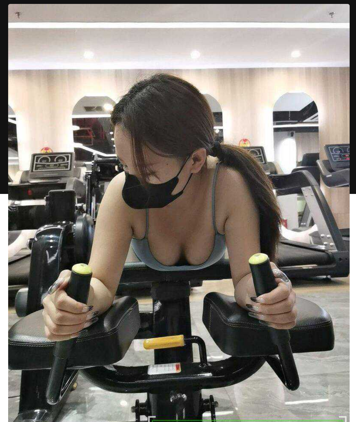深圳某健身会所 小姐姐大秀身材,不光光是秀身材了,直接就是脱了裤子边健身边自慰了 - 截图6