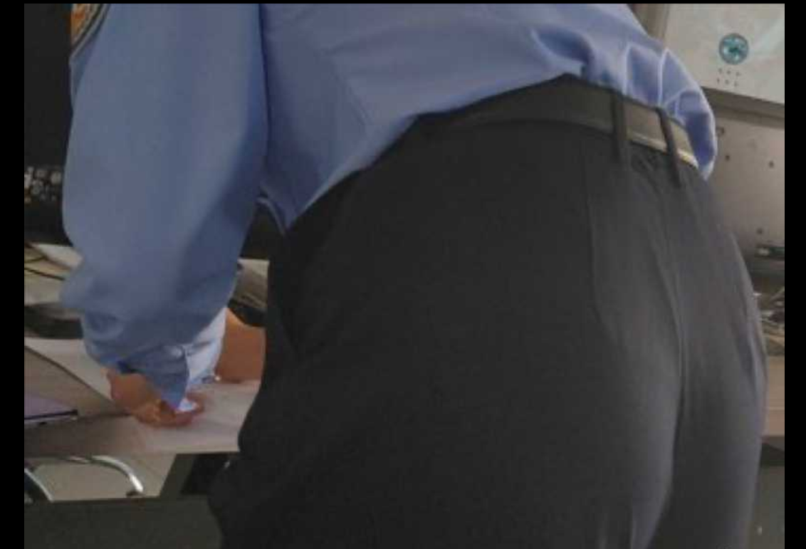 派出所淫魔!禽兽民警推特匿名发布大量和女警性爱视频 以及偷拍派出所内女警日常的照片视频 配文不堪入目 - 截图10