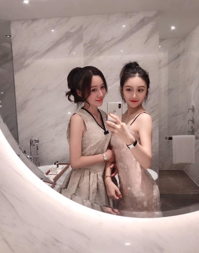 云盘高质泄密露脸才是王道!重点大学大奶女神级别清纯校花【李X娅】与男友露脸各种性爱自拍流出~已调教成纯纯的骚母G了 - 截图15