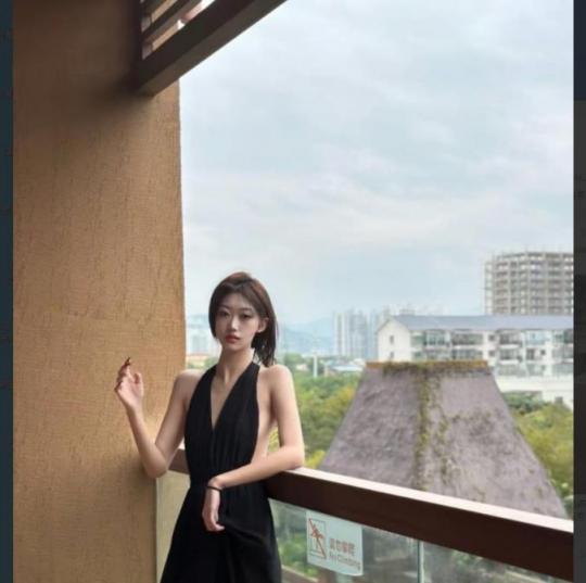 青岛酒吧陪酒女 赵梦雪 私生活不检点 被抖音网红孙老师爆料实锤 谈恋爱又被渣男爆照! - 截图11