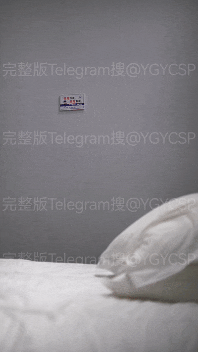 【鱼哥约炮新系列】超清画质偷拍，又出一个极品，清纯嫩妹，奶子大，颜值高，标准的细枝结硕果类型