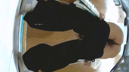 酒吧女厕全景偷拍多位高颜值小姐姐各种极品嫩鲍鱼完美展示