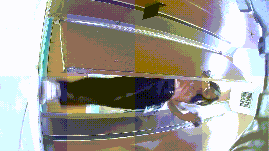 酒吧女厕全景偷拍多位高颜值小姐姐各种极品嫩鲍鱼完美展示